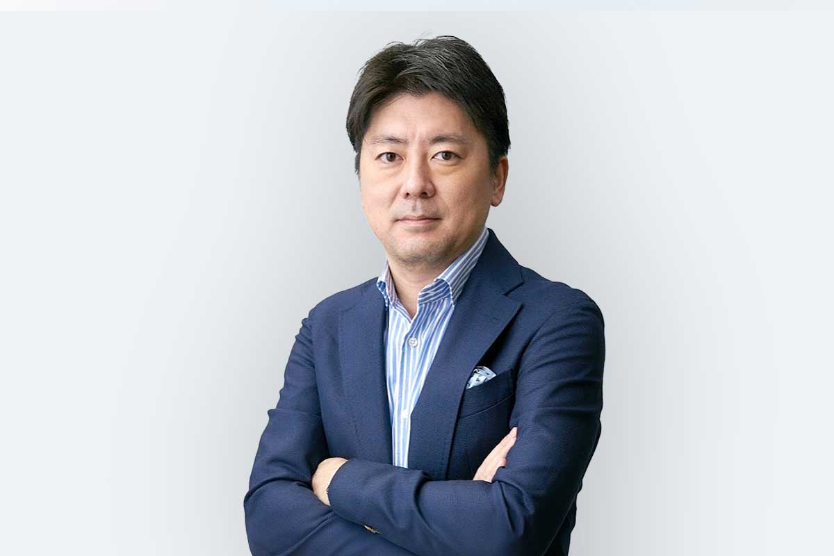 Tetsuya Takahashi , Executive Officer