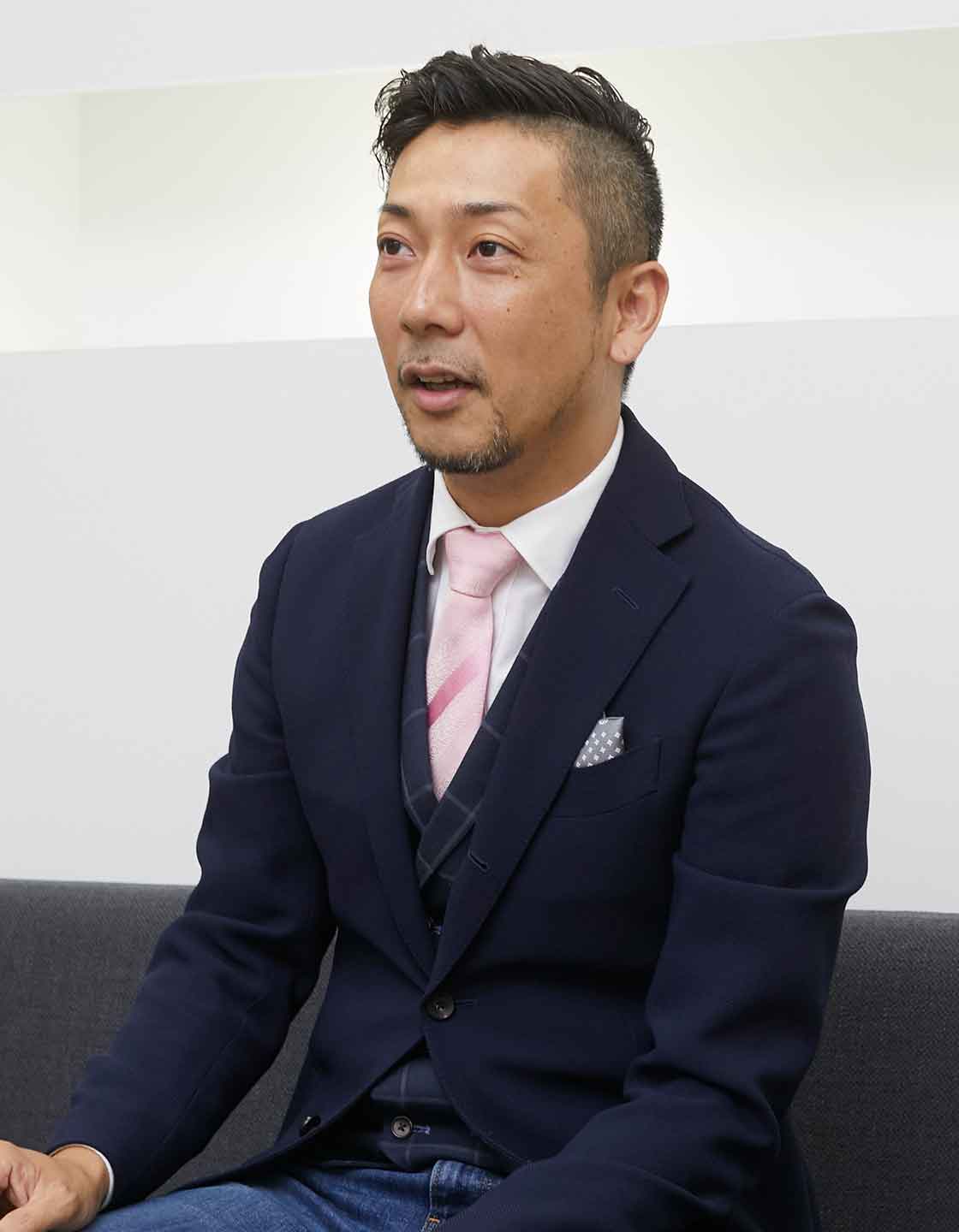 山本 博士